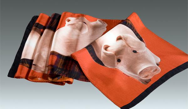 Pig in a Blanket: Scarf